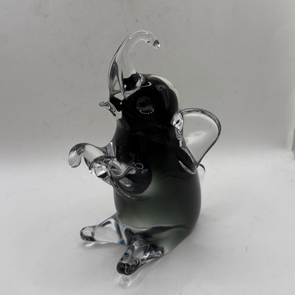 Vtg Hand Blown Art Glass Elephant Figurine Clear Green Murano Style Paperweight